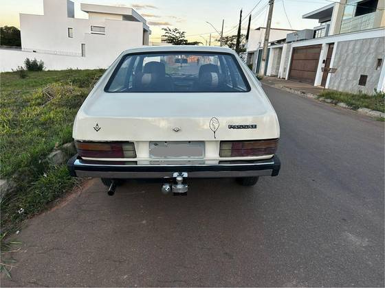 VOLKSWAGEN PASSAT 1.6 TS 8V GASOLINA 2P MANUAL VOLKSWAGEN PASSAT 1.6 TS 8V GASOLINA 2P MANUAL